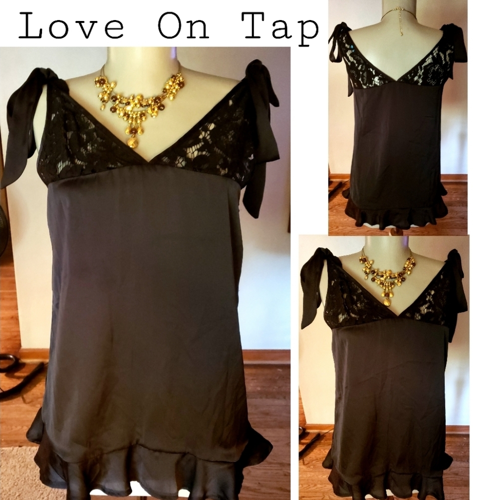 Love on Tap camisole tie shoulder top. Sz Sm